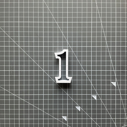 Number v4 Slim with Border