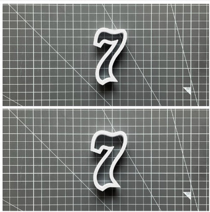 Number v4 Slim with Border